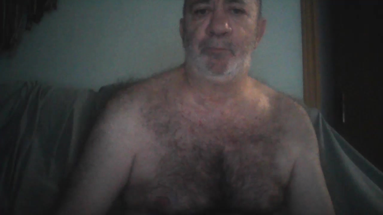 maduroajoven Live Cam Screenshot – 2025-08-15 19:06:29