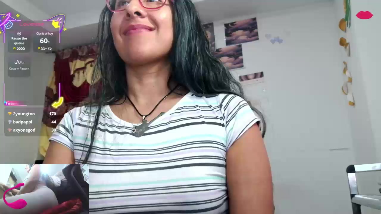 malishka20 Live Cam Screenshot – 2025-08-03 08:18:58