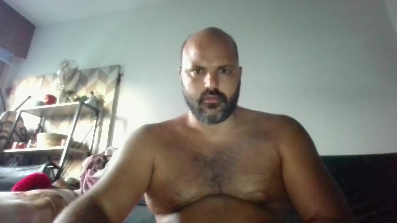 man_20c Live Cam Screenshot – 2025-08-05 05:38:33