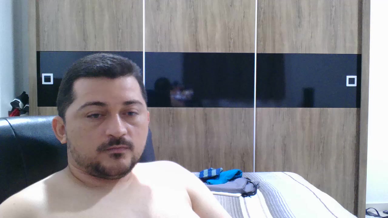 marcosalves4 Live Cam Screenshot – 2025-08-04 00:41:01
