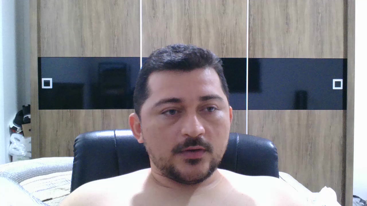 marcosalves4 Live Cam Screenshot – 2025-08-05 00:03:06