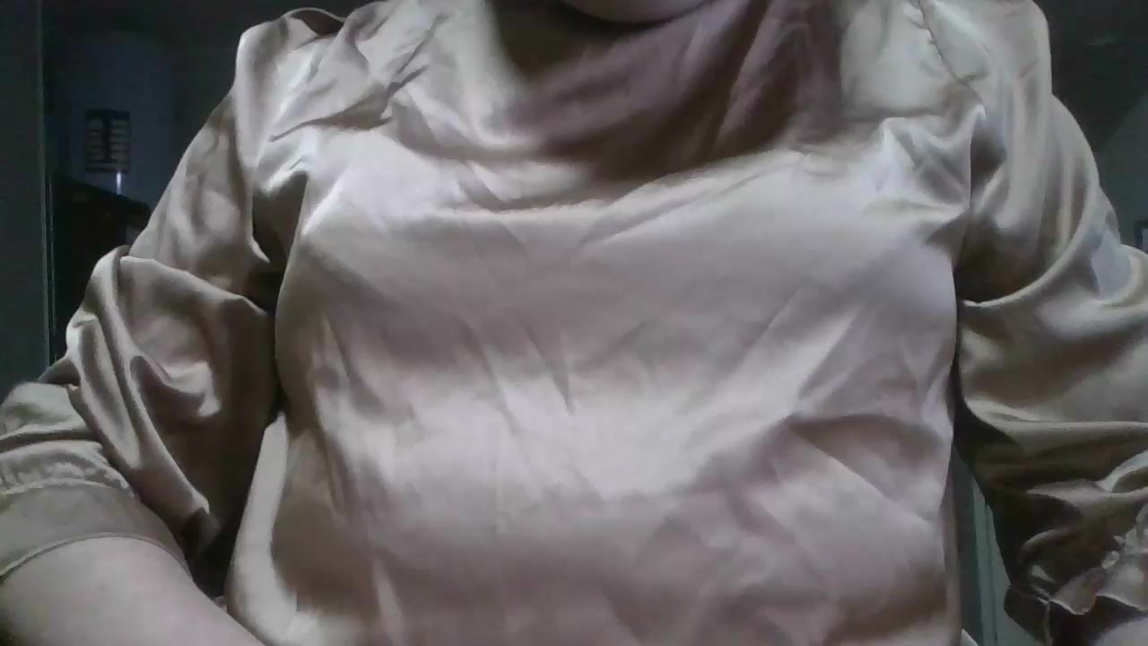 martiinaacross Live Cam Screenshot – 2025-08-16 02:40:26