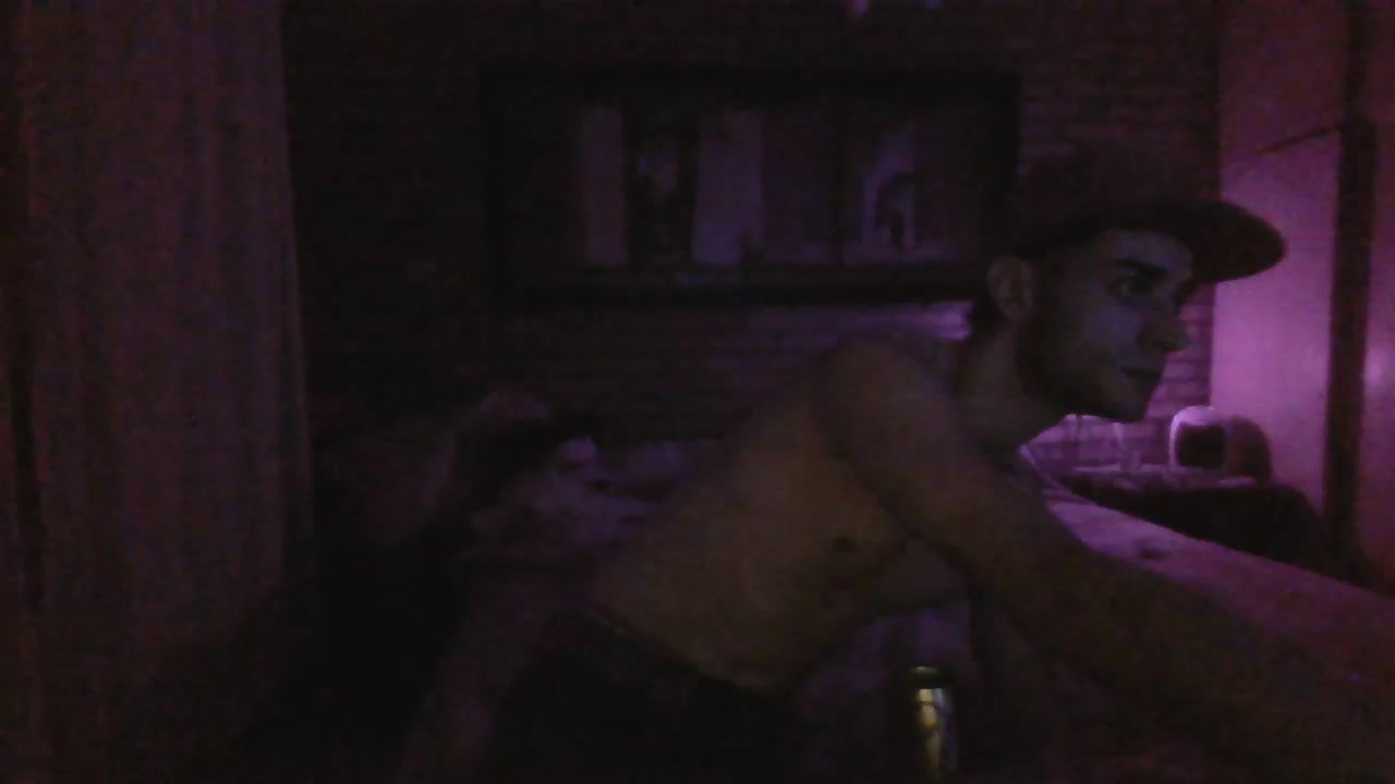 matiasx76ca Live Cam Screenshot – 2025-08-16 01:50:22