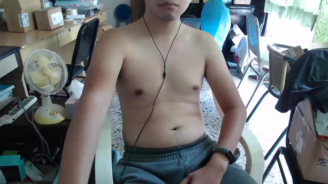 michael0323 Live Cam Screenshot – 2025-08-26 03:21:17
