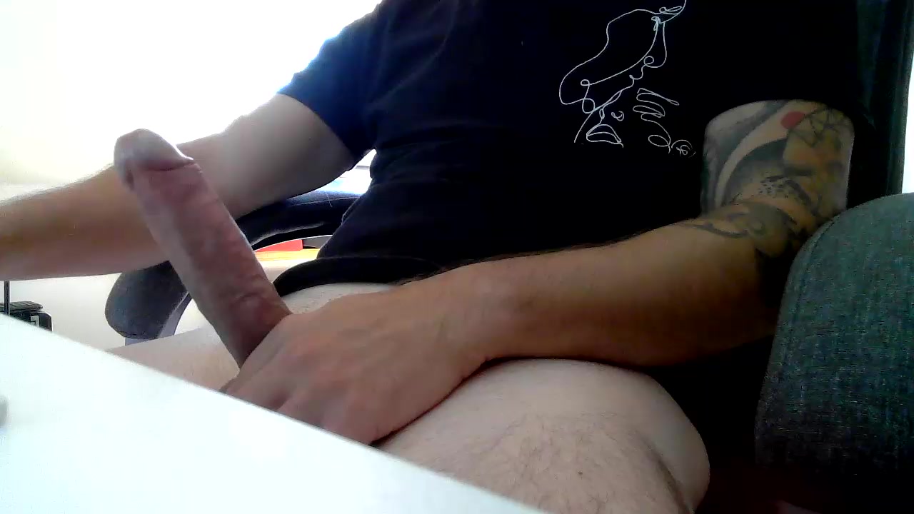 michael252 Live Cam Screenshot – 2025-08-27 13:11:05