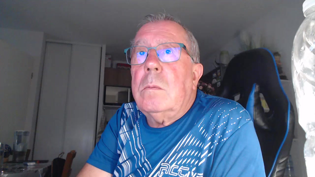 micheltlse Live Cam Screenshot – 2025-08-05 13:07:24
