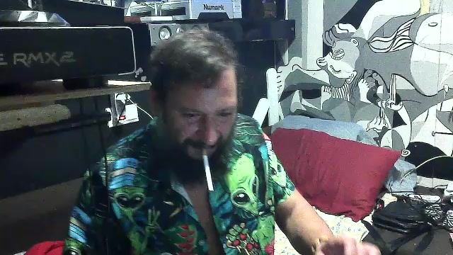 miguelondj Live Cam Screenshot – 2025-08-17 04:36:41