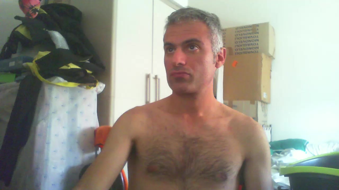 mikelino06 Live Cam Screenshot – 2025-08-04 14:13:13