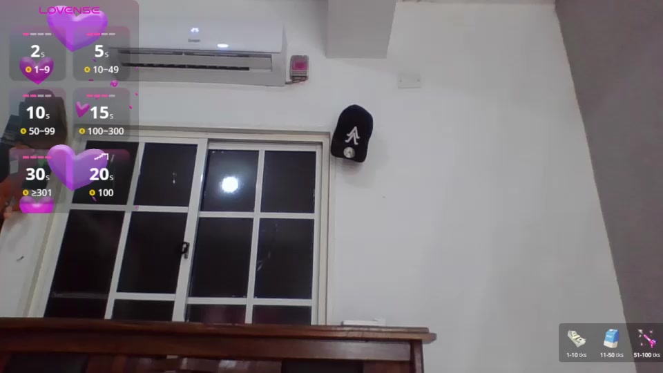 milkshake88 Live Cam Screenshot – 2025-08-26 00:18:41