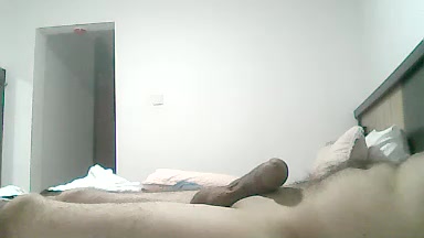 miroglu77 Live Cam Screenshot – 2025-08-27 18:35:05