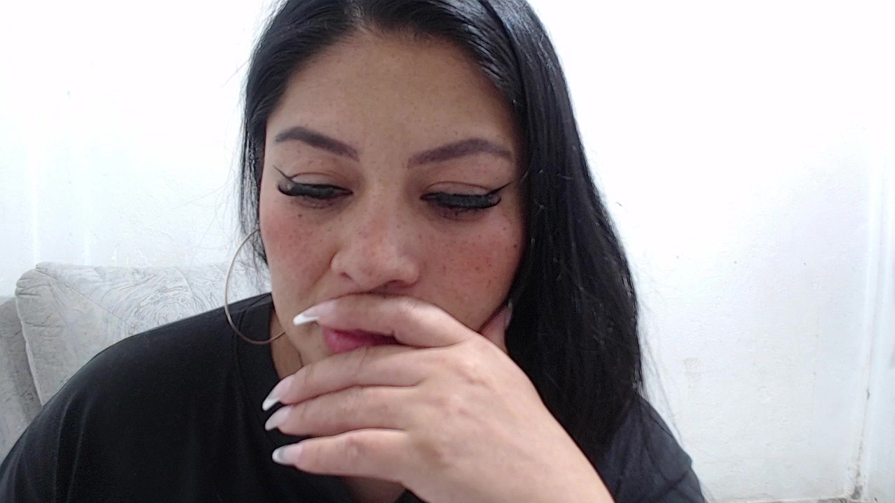 moan_sex2 Live Cam Screenshot – 2025-08-06 04:27:28