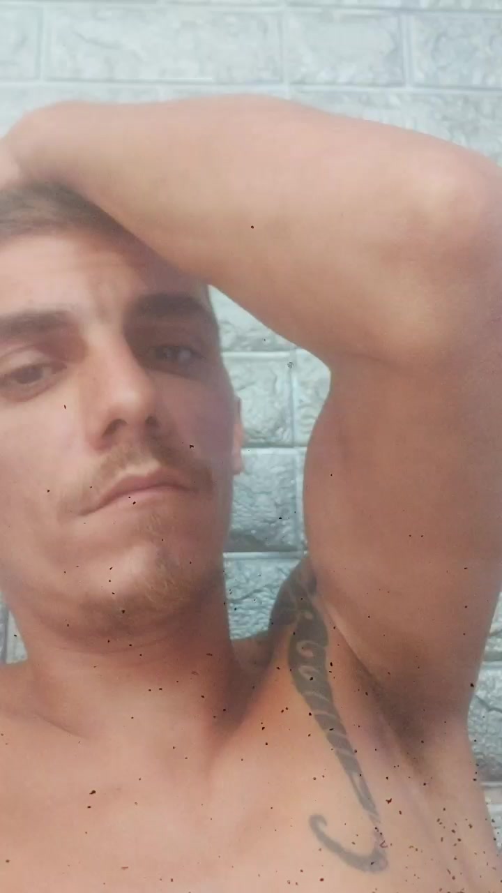 monstercock244 Live Cam Screenshot – 2025-08-23 10:28:35