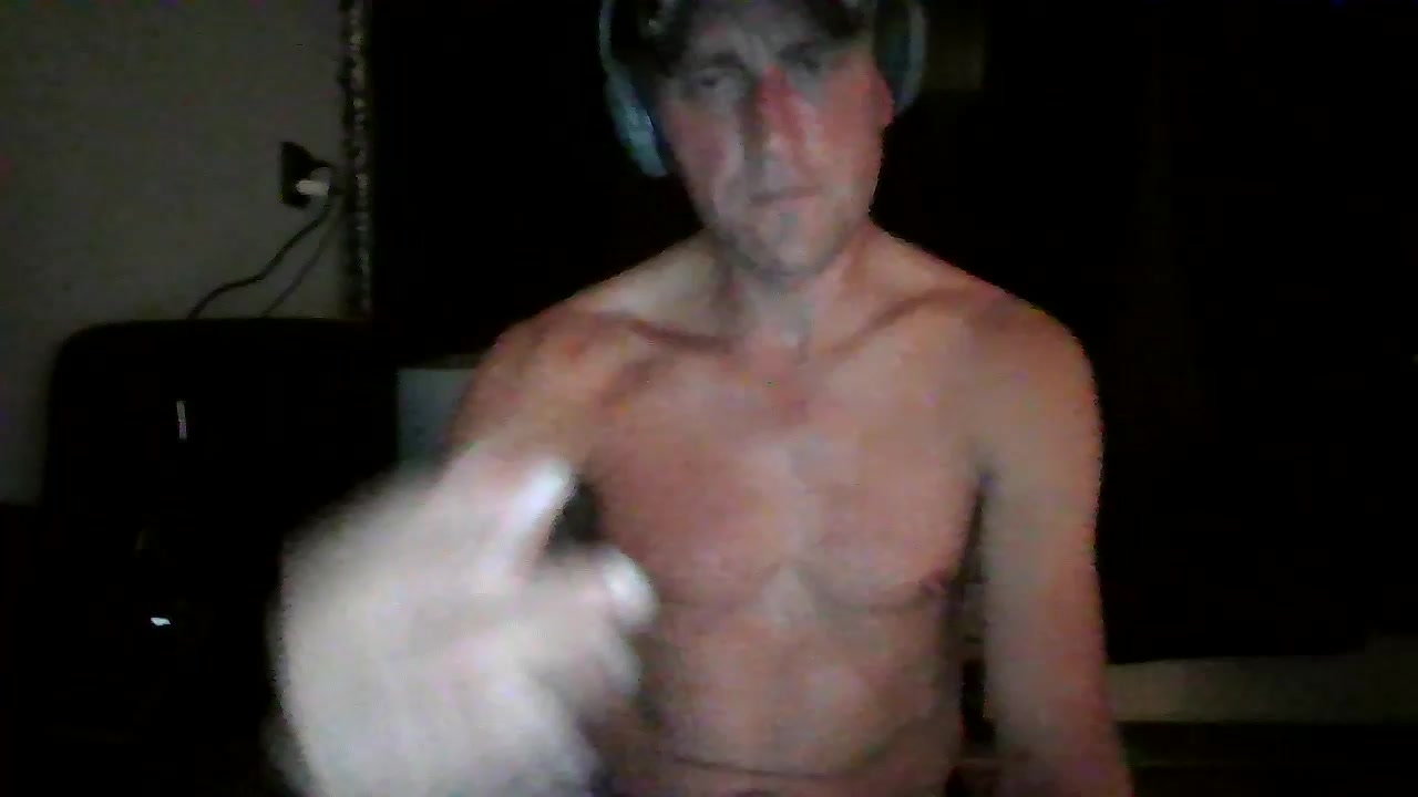 mrtimmeeh2 Live Cam Screenshot – 2025-08-04 02:02:35