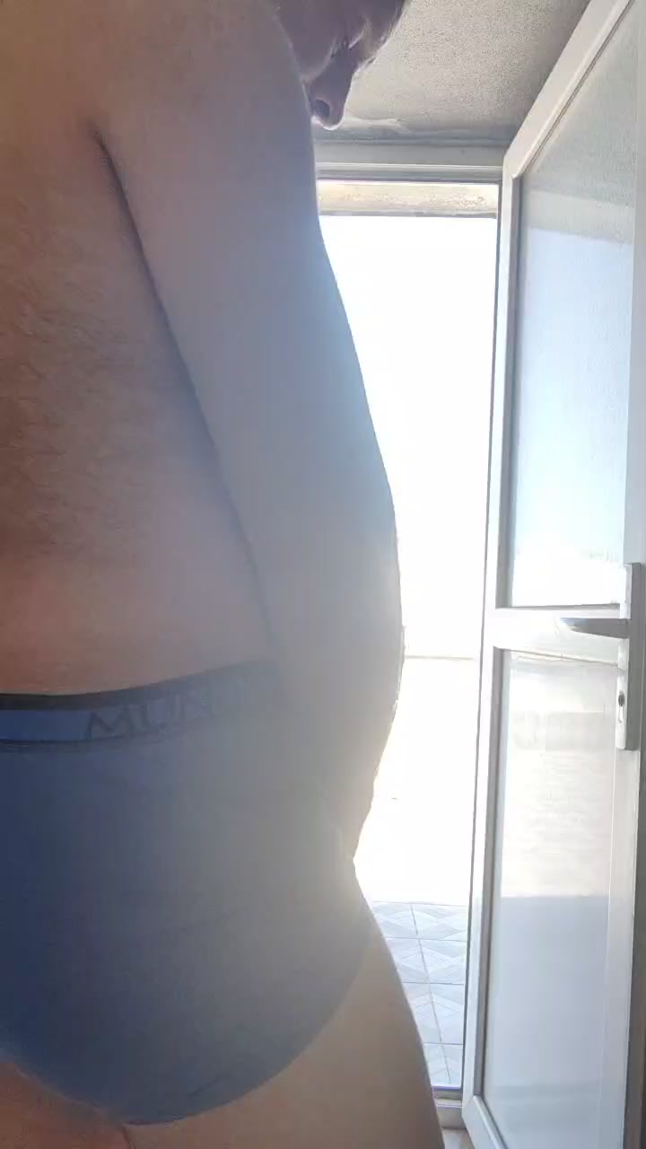 muscularbigcock Live Cam Screenshot – 2025-09-03 09:52:08