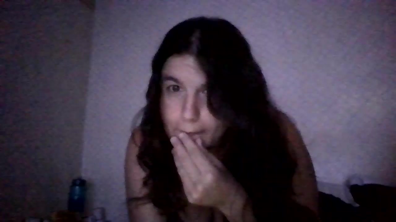 nanosgirl5672 Live Cam Screenshot – 2025-08-17 04:41:19
