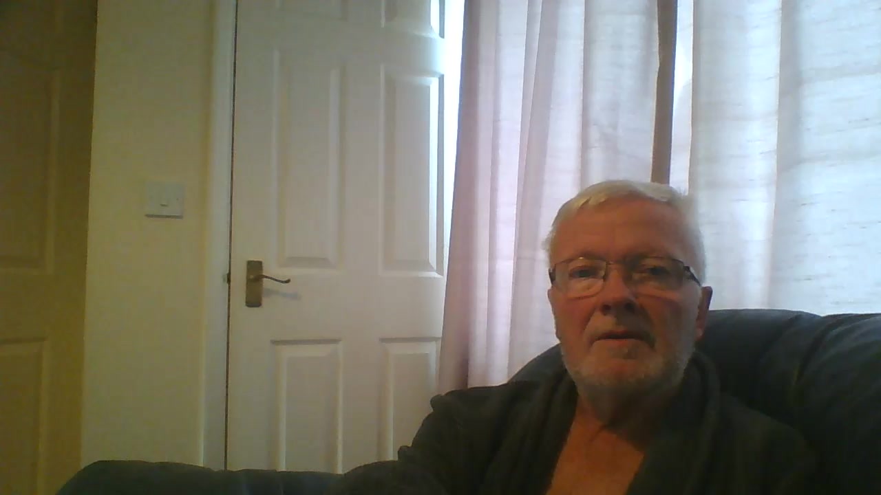 natsku222 Live Cam Screenshot – 2025-08-18 09:45:19