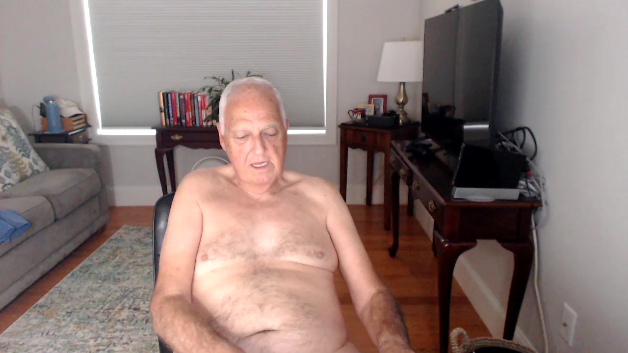 niceguy52a Live Cam Screenshot – 2025-08-14 18:30:07