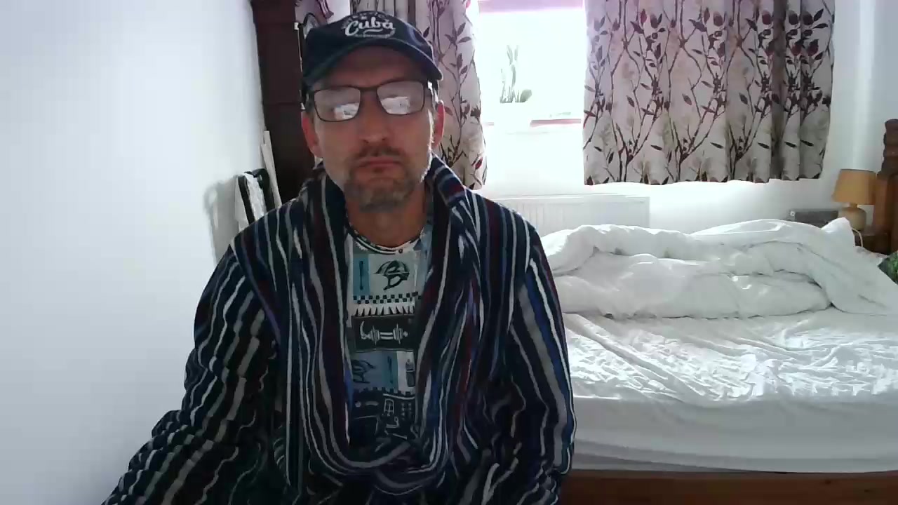 nicholasxxx45 Live Cam Screenshot – 2025-08-04 10:25:32