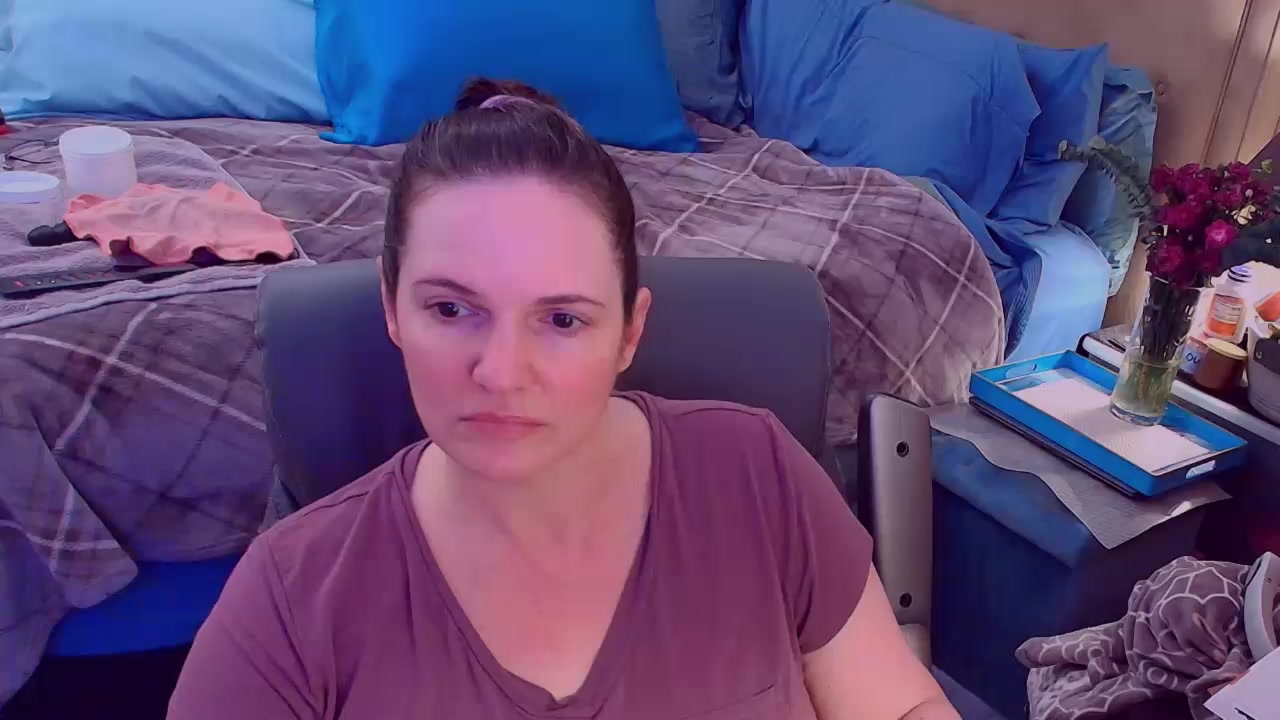 ninajaymes Live Cam Screenshot – 2025-08-06 00:42:08