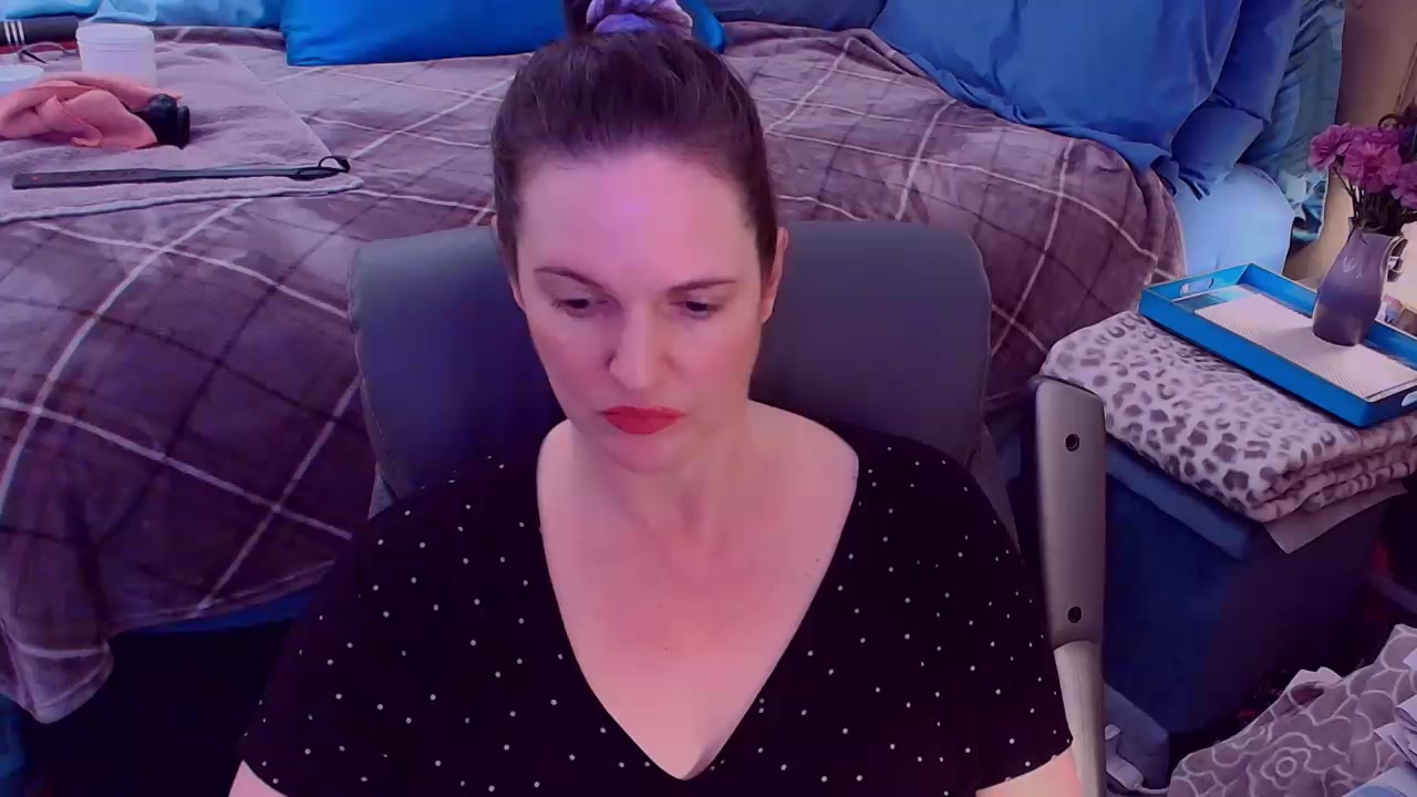 ninajaymes Live Cam Screenshot – 2025-08-19 23:27:34