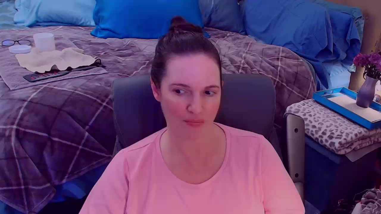 ninajaymes Live Cam Screenshot – 2025-08-27 02:51:55