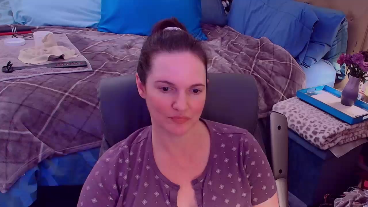 ninajaymes Live Cam Screenshot – 2025-08-29 00:20:42