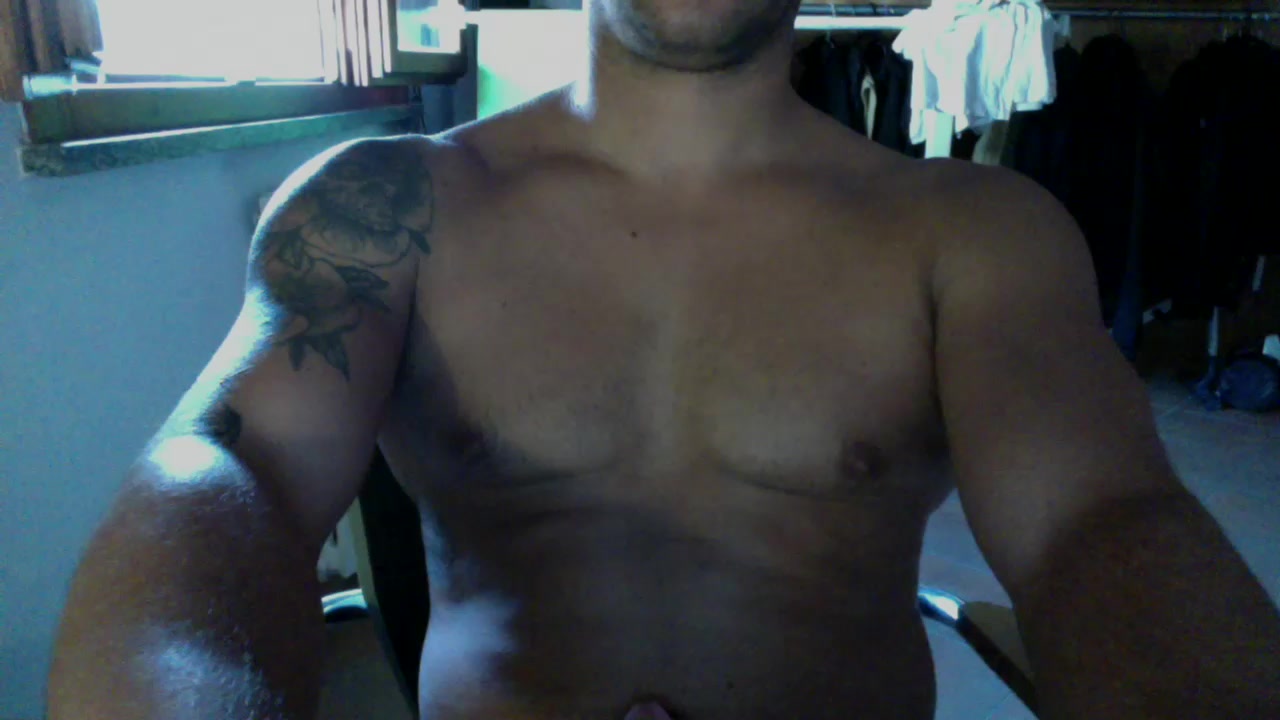 nitrorx Live Cam Screenshot – 2025-08-25 10:01:22