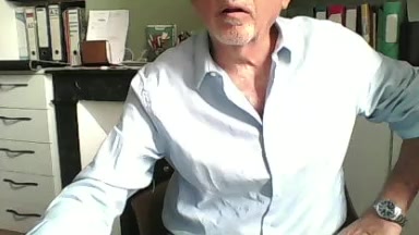 openmyshirt Live Cam Screenshot – 2025-08-17 10:10:48