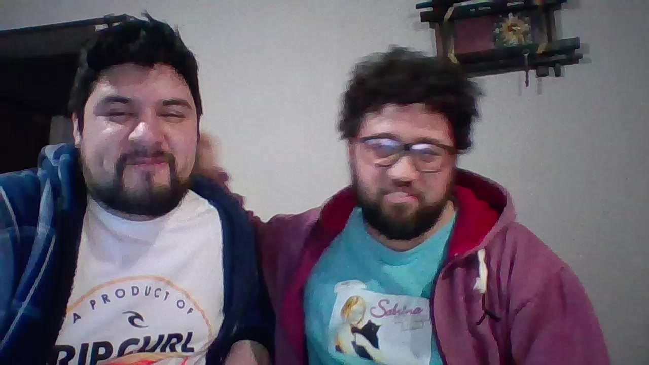 ositospordos Live Cam Screenshot – 2025-08-04 04:03:11