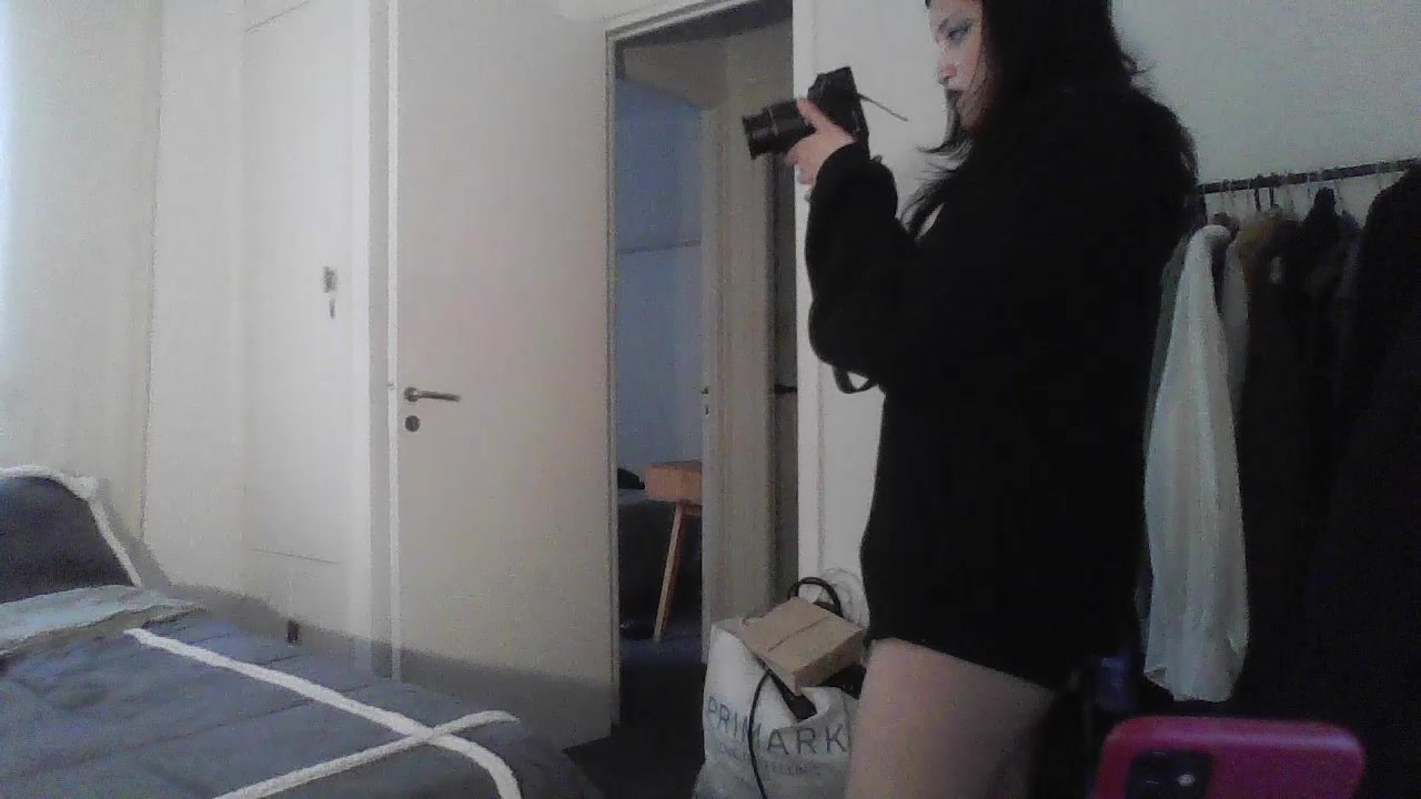 pamelagoddess3 Live Cam Screenshot – 2025-08-19 20:10:45