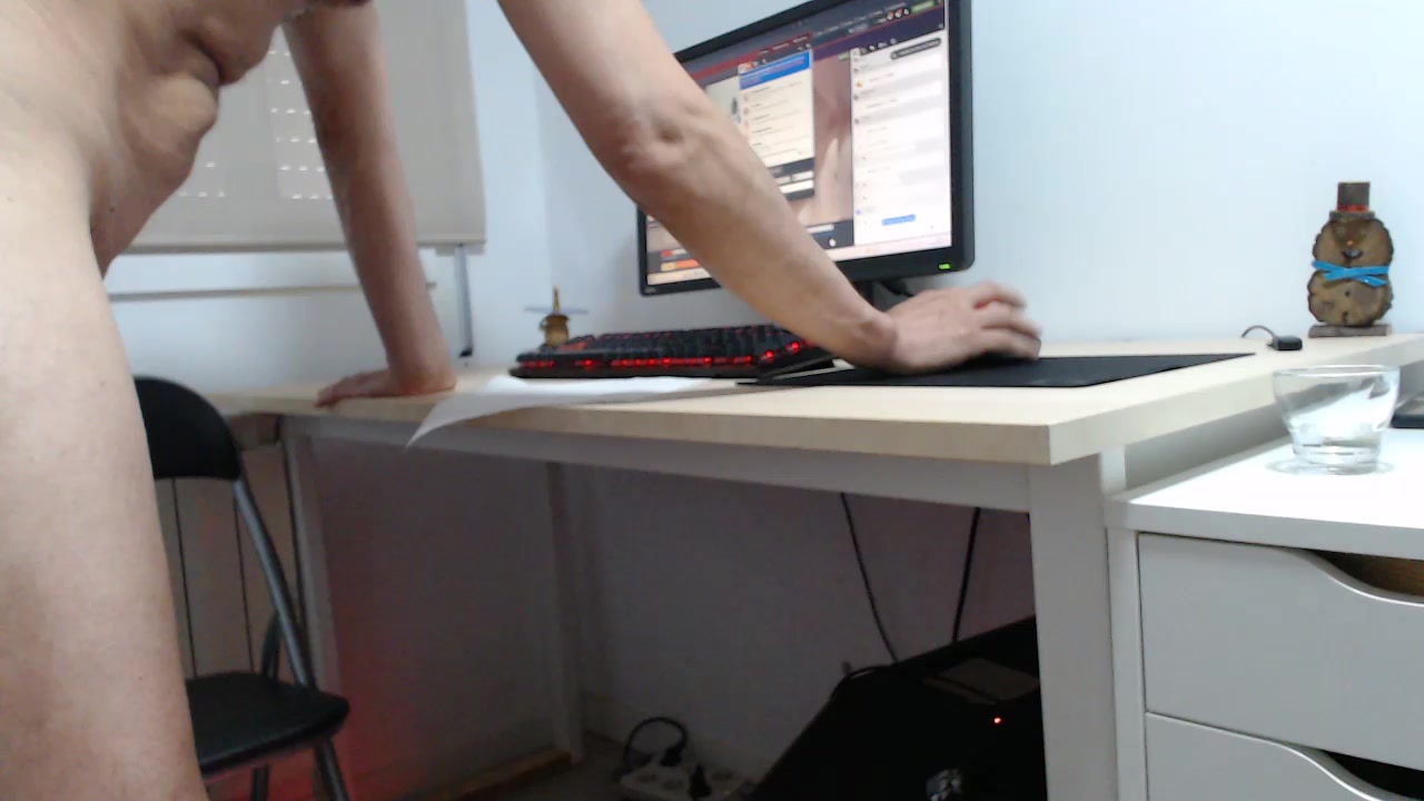 pasivoparatixxx Live Cam Screenshot – 2025-08-04 17:01:25