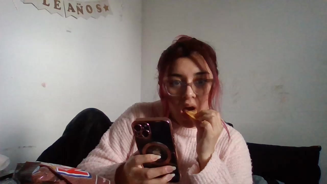 peachloverxxx Live Cam Screenshot – 2025-08-20 19:23:12