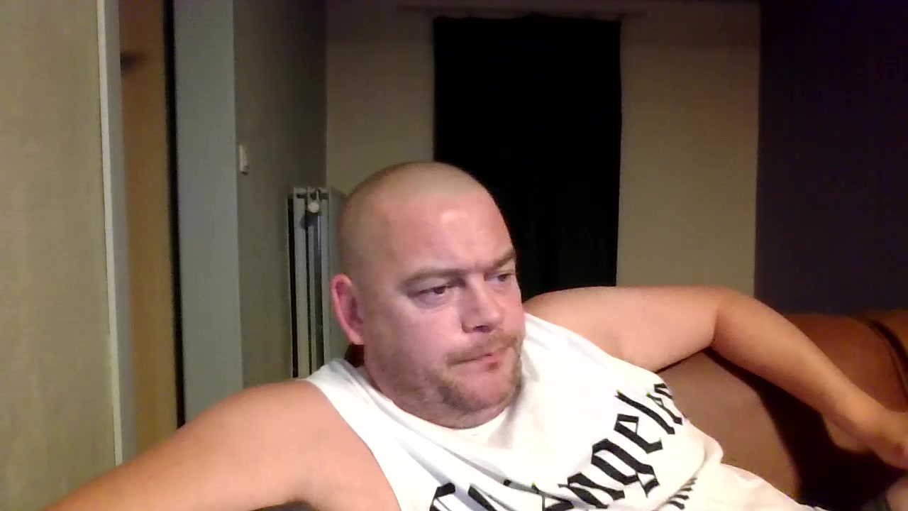 pepsi230 Live Cam Screenshot – 2025-08-05 19:44:01