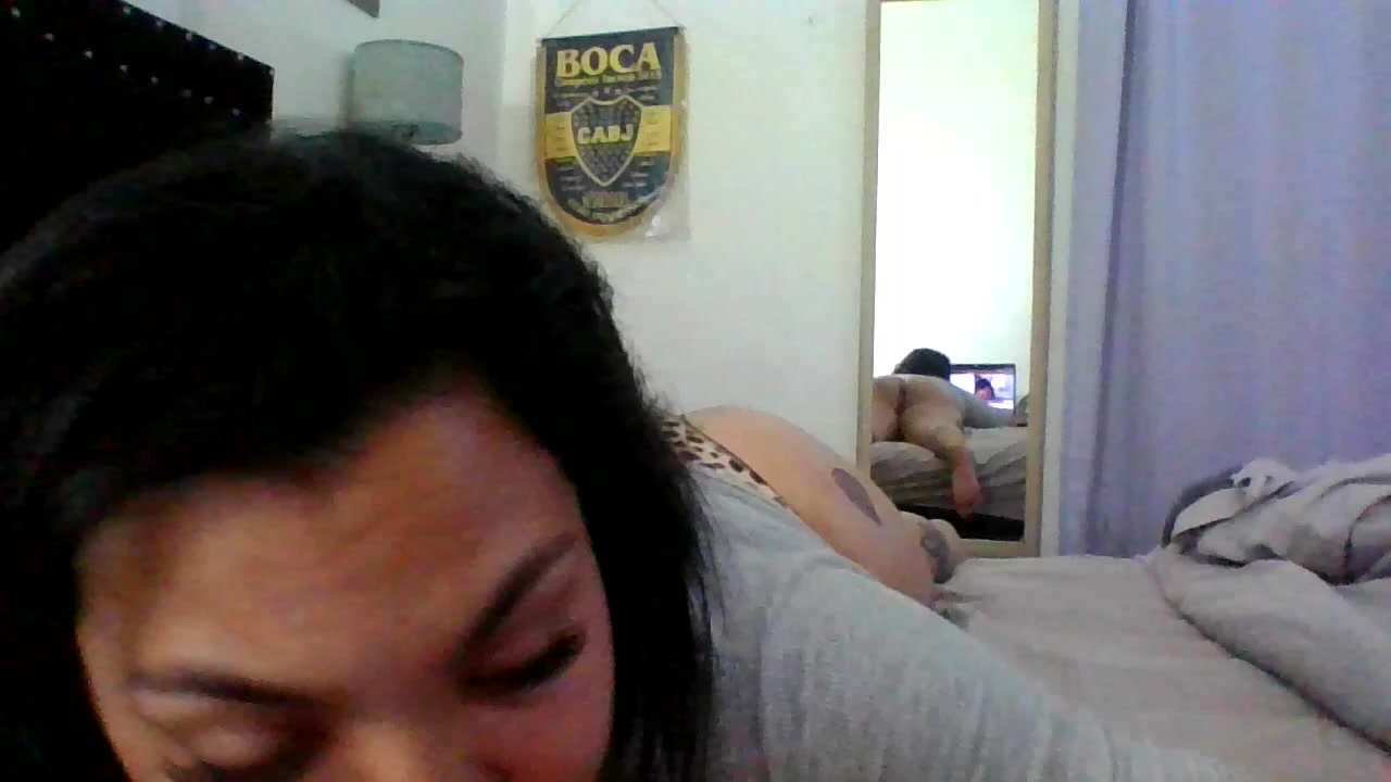 pettisex28 Live Cam Screenshot – 2025-09-10 03:18:16