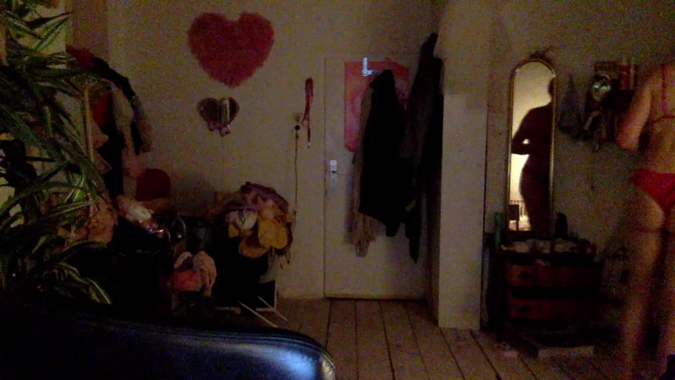pinkyfagyboy Live Cam Screenshot – 2025-08-05 21:17:18