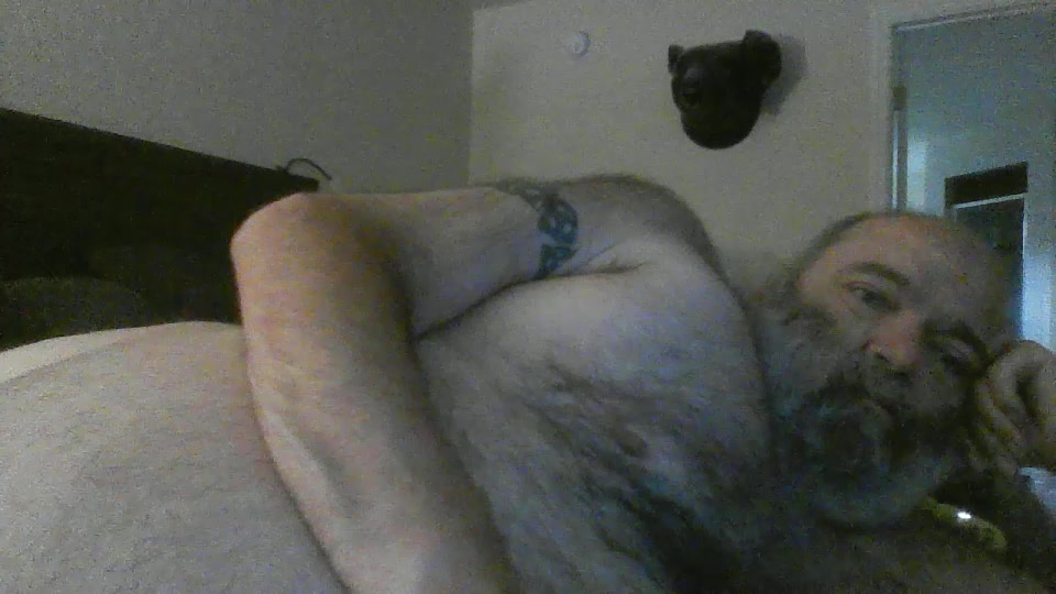 popperbear_fun Live Cam Screenshot – 2025-08-04 22:31:09