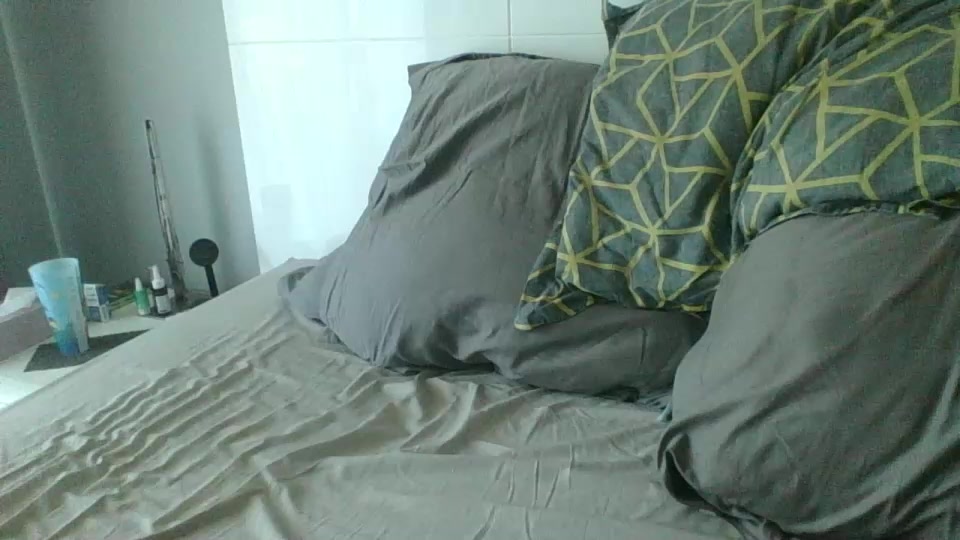 pradbitt_xxx Live Cam Screenshot – 2025-08-04 08:19:58