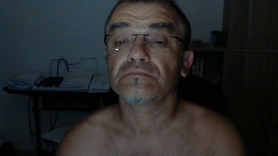 ptitbout69 Live Cam Screenshot – 2025-08-13 22:51:28