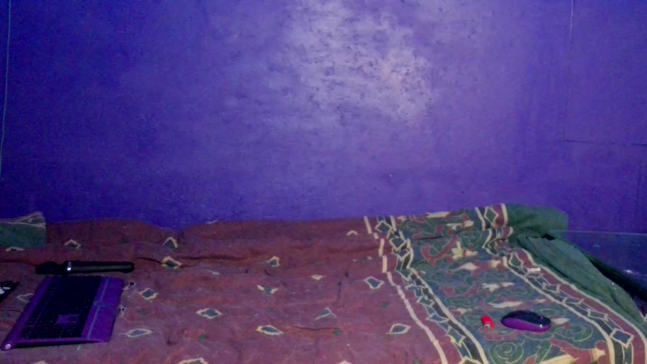 purplediamond79 Live Cam Screenshot – 2025-08-08 03:44:34