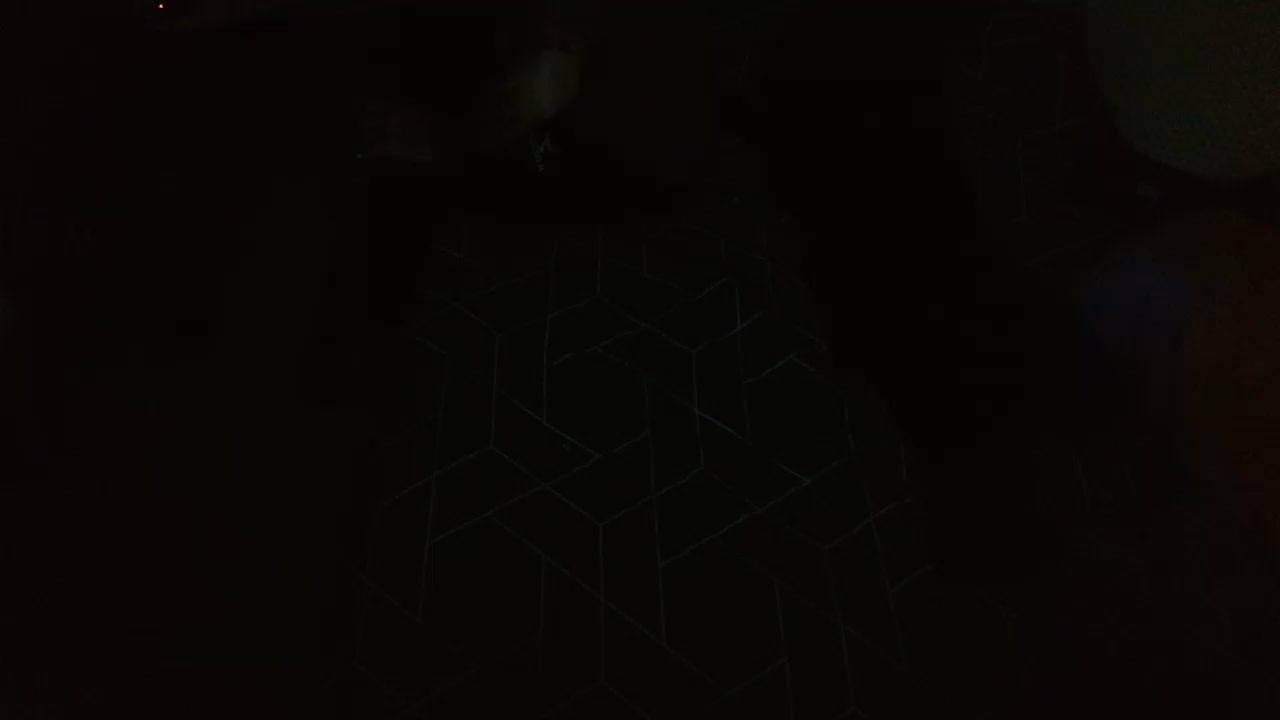 qwerty77771 Live Cam Screenshot – 2025-09-13 20:10:15