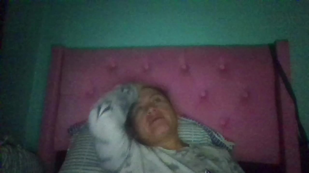 ralh10 Live Cam Screenshot – 2025-08-18 05:25:29