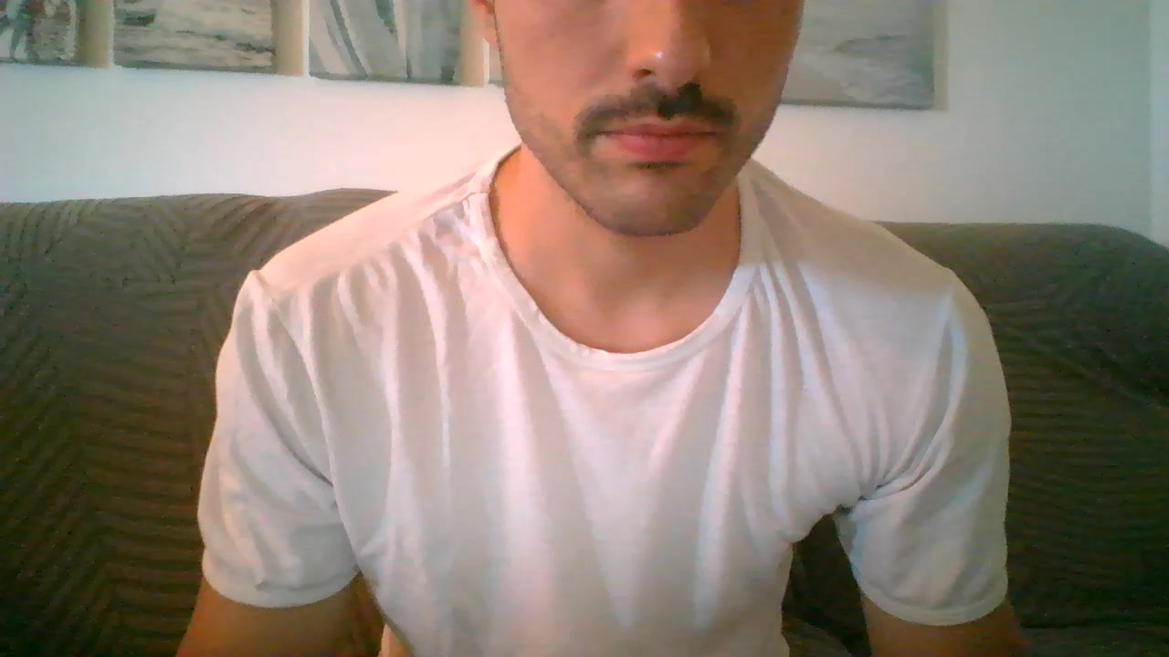 raul2039 Live Cam Screenshot – 2025-08-07 10:58:39