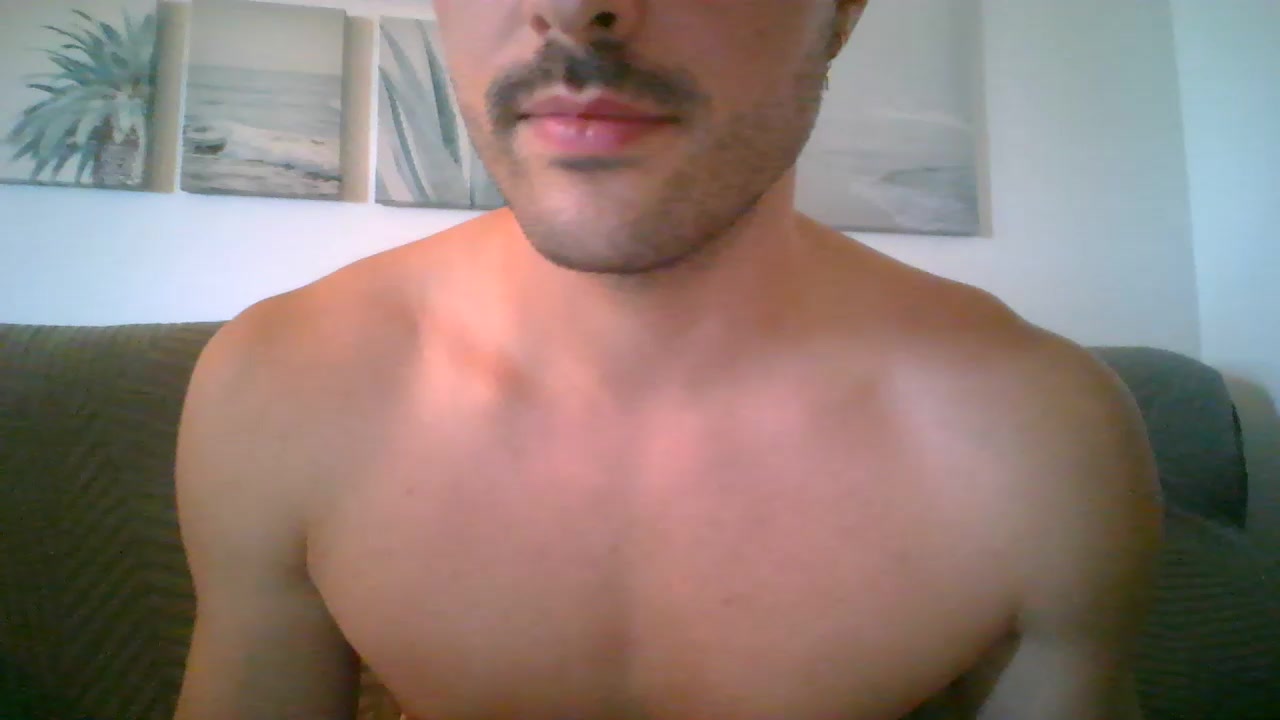 raul2039 Live Cam Screenshot – 2025-08-07 12:16:21