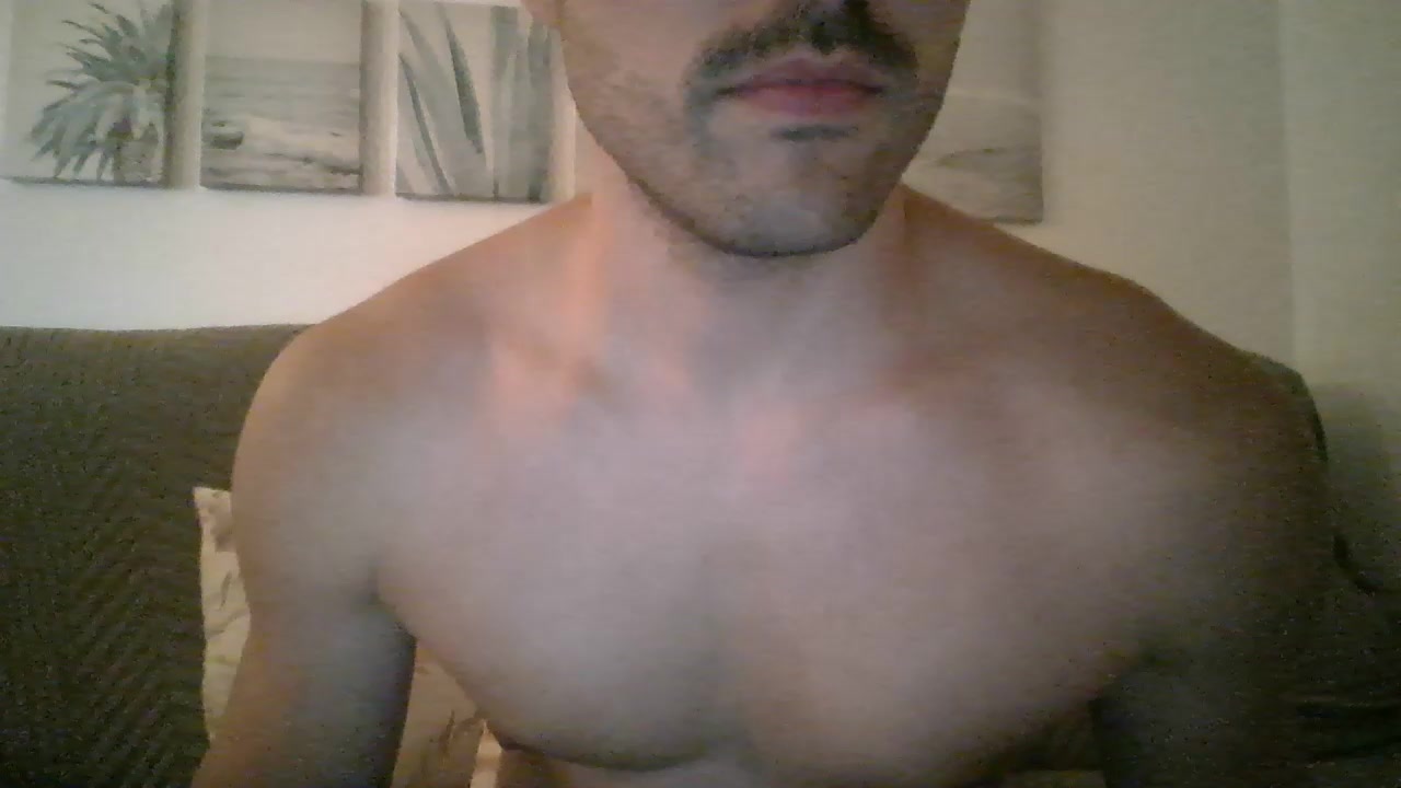 raul2039 Live Cam Screenshot – 2025-08-17 17:37:20