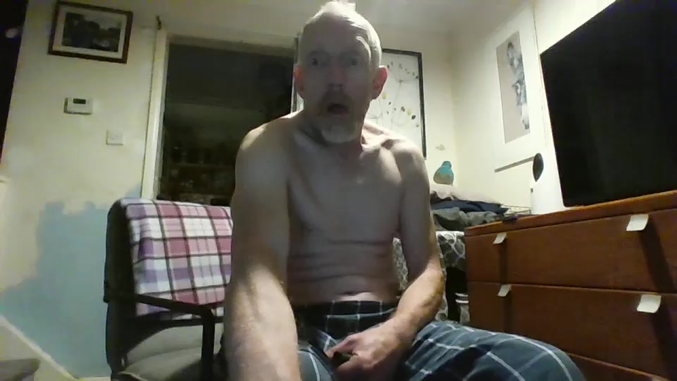 rawDOMginger Live Cam Screenshot – 2025-09-03 23:41:17