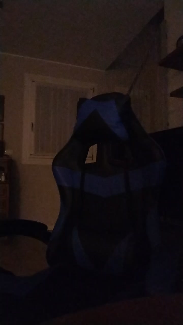 riccardoyeah Live Cam Screenshot – 2025-08-19 20:24:23