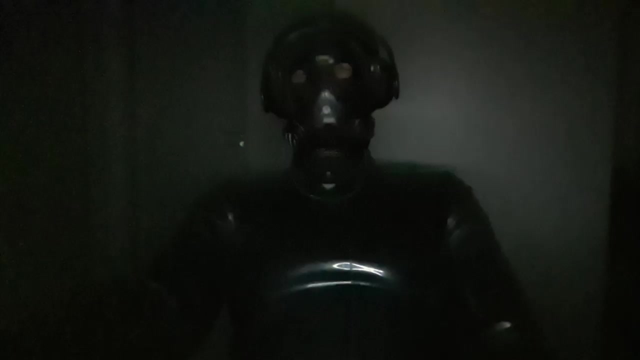 rubbergomperv Live Cam Screenshot – 2025-08-07 19:46:57