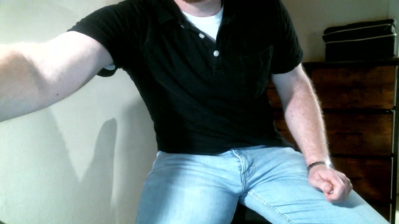 ryanroberts1991 Live Cam Screenshot – 2025-08-28 03:44:15