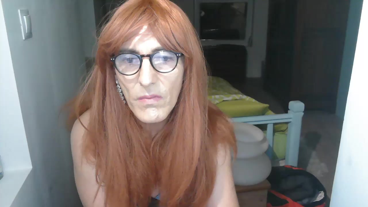 sabinetr Live Cam Screenshot – 2025-08-13 22:24:36