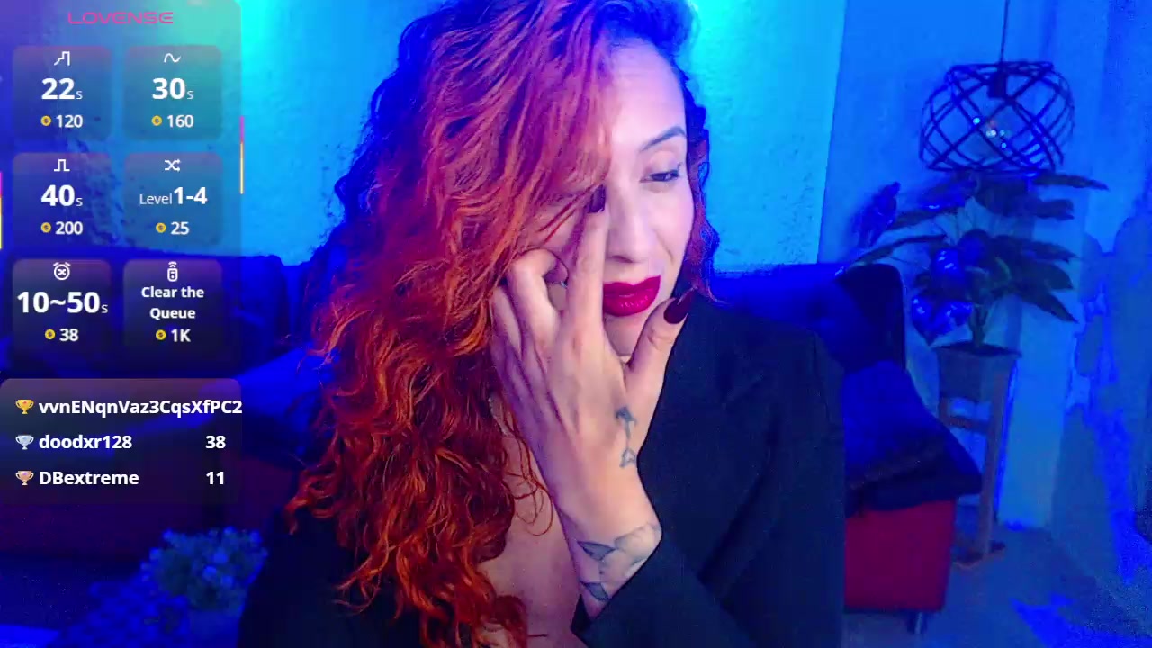 sahra_taylor_ Live Cam Screenshot – 2025-08-04 13:30:07